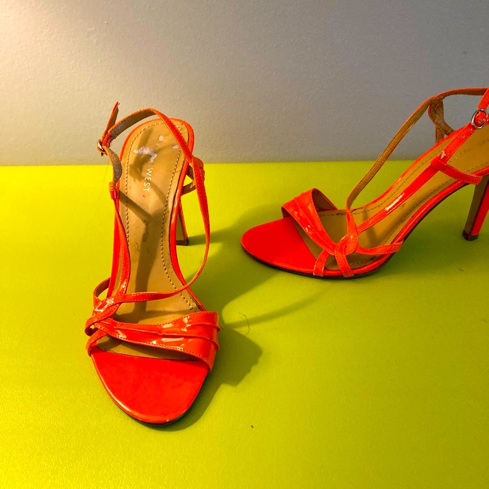 Nine West melon orange heel